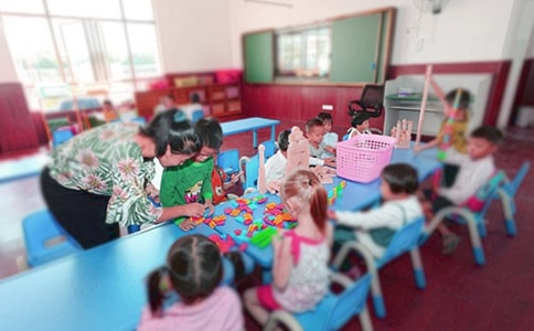幼兒園老師的辭職報(bào)告通用15篇